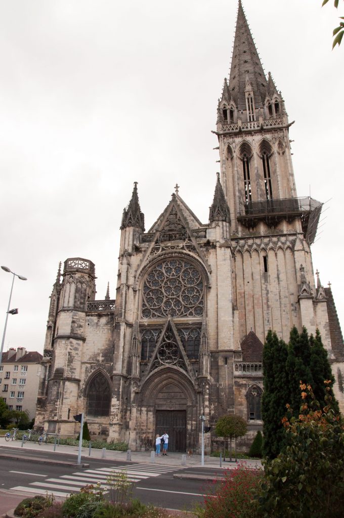 Caen-cattedrale-Normandia