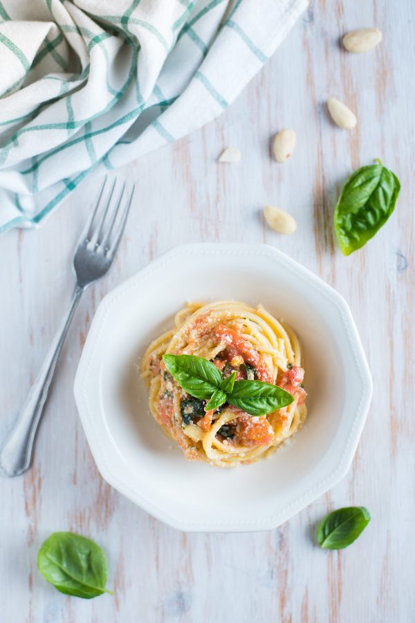 Pesto Alla Trapanese La Ricetta Originale Siciliana La Cucina Di Zia Ale