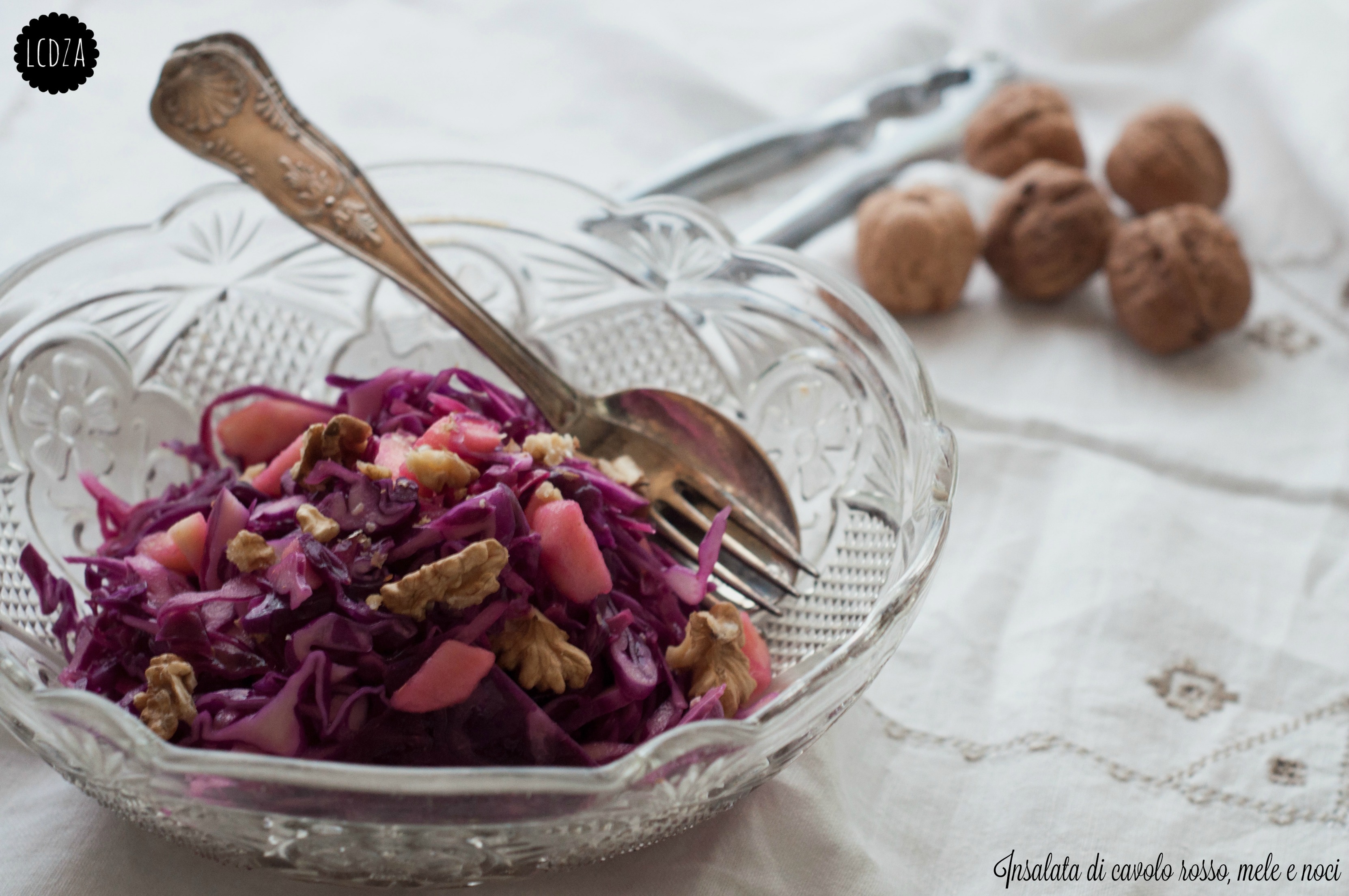 Insalata Di Cavolo Rosso Mele E Noci